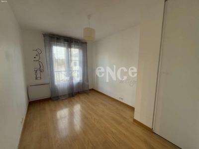 For sale Apartment CLAYE-SOUILLY 