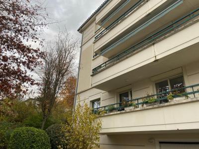For sale Apartment CHARBONNIERES-LES-BAINS  69