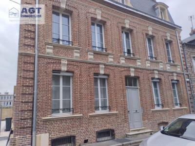 photo For rent Apartment BEAUVAIS 60