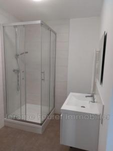 For rent Apartment EGLETONS 