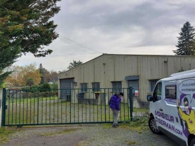 For sale Commercial office BEGANNE  56
