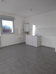 For rent Apartment BREVIANDES 