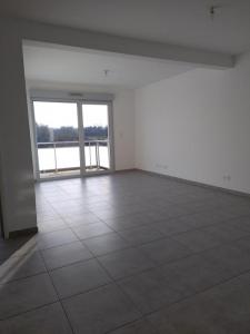 Location Appartement BREVIANDES 