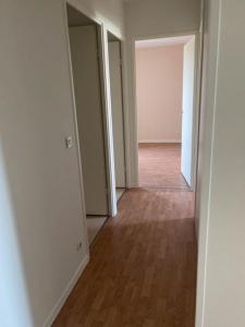 photo For rent Apartment MORMANT 77