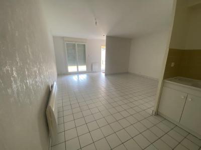 photo For rent Apartment VATAN 36