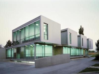 photo For sale Commerce MONTELIMAR 26