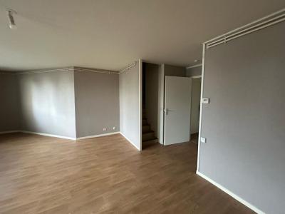 Location Appartement CHATRE 