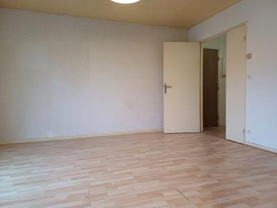 Location Appartement ROISSY-EN-FRANCE centre ville 95