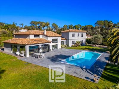 Vente Maison 5 pièces MOUGINS 06250