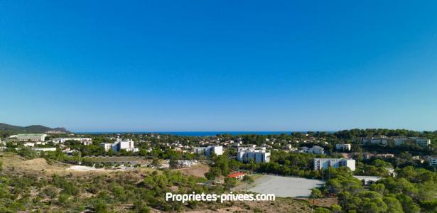 Vente Appartement 4 pièces SAINT-RAPHAEL 83700