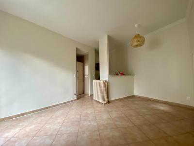 photo For rent Apartment AVIGNON 84