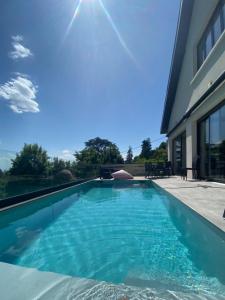 For rent House RILLIEUX-LA-PAPE 