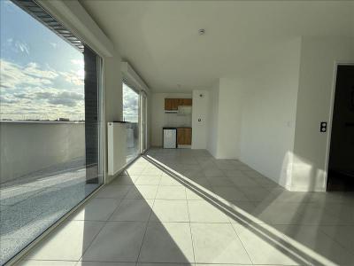 photo For rent Apartment LORMONT 33