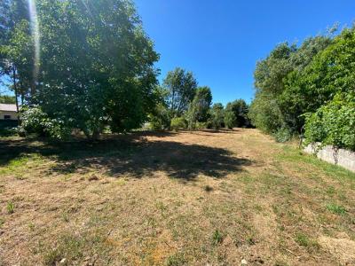 For sale Land PRAHECQ  79