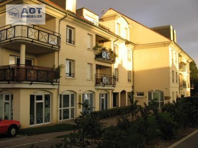 photo For rent Parking BEAUVAIS 60