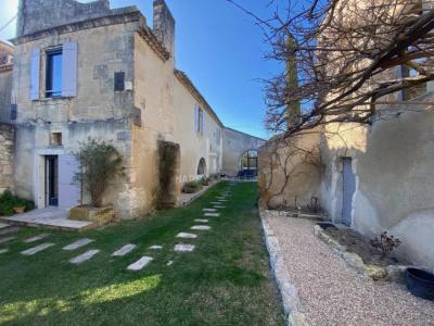 Vente Maison 8 pièces MOURIES 13890