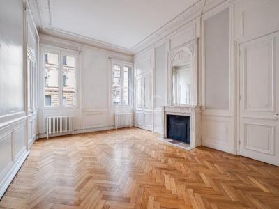 Vente Appartement LYON-6EME-ARRONDISSEMENT 