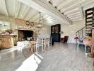 House  DANS UN HAMEAU