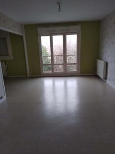 Location Appartement 4 pièces BAR-SUR-AUBE 10200