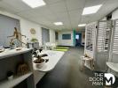 Louer Commerce 265 m2 Laval