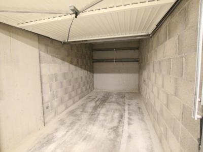 Location Parking SAINT-GENIS-LES-OLLIERES  69