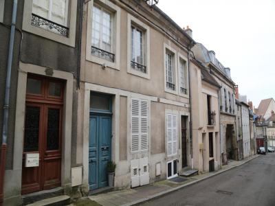 Vente Maison 8 pièces AUTUN 71400