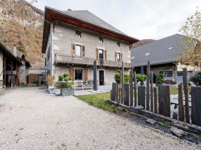 Vente Maison 10 pièces DOUSSARD 74210