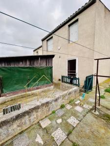 photo For sale House AZILLE 11