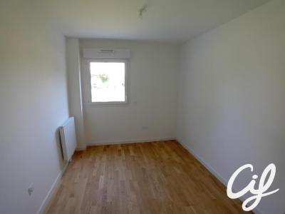 Location Appartement MONT-SAINT-AIGNAN 