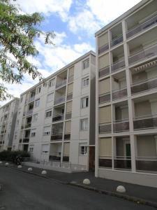 photo For rent Apartment BORDEAUX 33