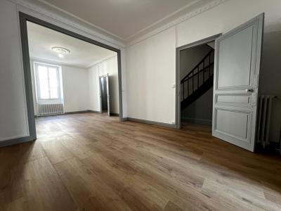 Vente Maison 10 pièces ANGOULEME 16000