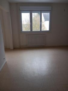 photo For rent Apartment EPINAC 71