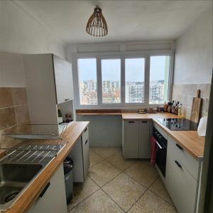 photo For rent Apartment MARSEILLE-3EME-ARRONDISSEMENT 13