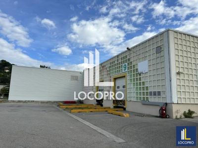 photo For rent Commerce AUBAGNE 13
