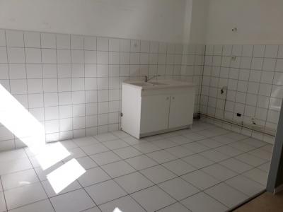 For rent Apartment MOULINS-LES-METZ 