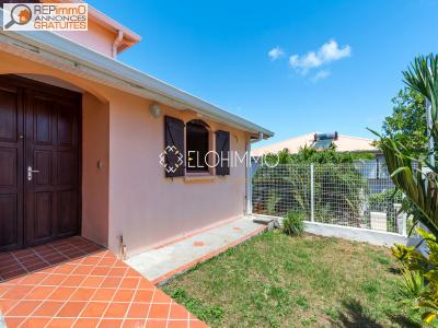 Location Maison 3 pices SAINTE-ANNE 97227