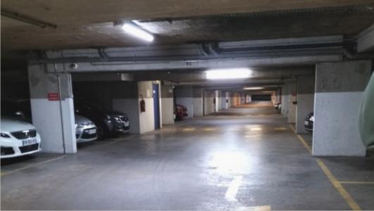 photo For rent Parking BEAUVAIS 60