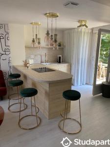 photo For rent Apartment BOURG-EN-BRESSE 01