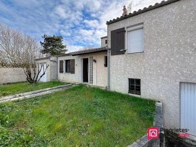 photo For sale House ROCHELLE 17
