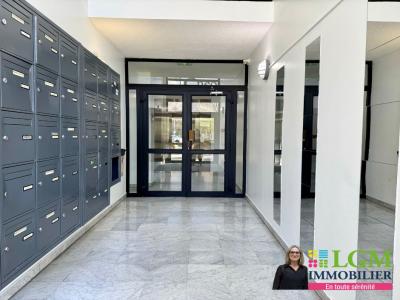 Vente Bureau NIMES 30900