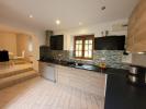 House  DANS UN HAMEAU.