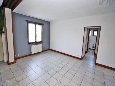 For rent Apartment BREUIL-LE-VERT PRINCIPAL