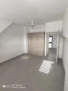 Location Appartement SAINT-PAUL 