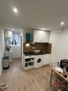 photo For rent Apartment SENS 89
