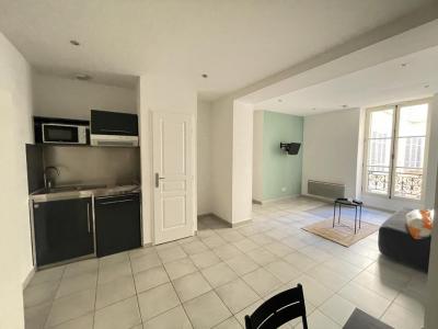 photo For rent Apartment MARSEILLE-2EME-ARRONDISSEMENT 13