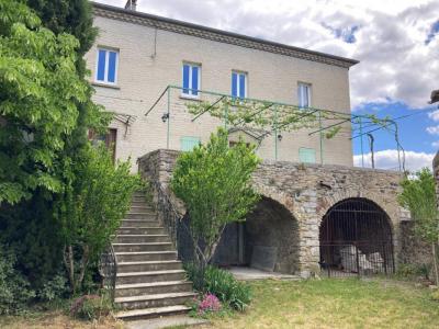Vente Maison 22 pièces ROCHECOLOMBE 07200