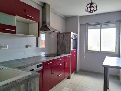 For rent Apartment NARBONNE 