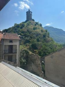 Vente Maison 12 pices TARASCON-SUR-ARIEGE 09400