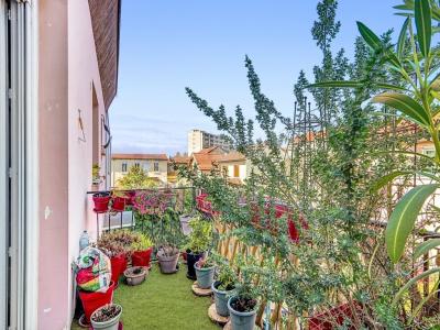 Vente Appartement 4 pièces VILLEURBANNE 69100