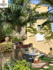 Vente Maison 8 pièces SAINT-CYR-SUR-MER 83270